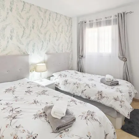 Luxury With Beautiful Views Apartment *